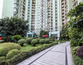 【国嘉华庭1-1-2**】日立家用中央空调风管机安装