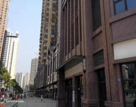 【中房优山1-2-2***】日立家用中央空调多联机安装