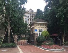 【龙湖弗莱明戈二期13-1-3**】德国威能明装暖气片安装施工