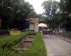 【城东雅郡3-2-6**】德国威能明装暖气片安装施工