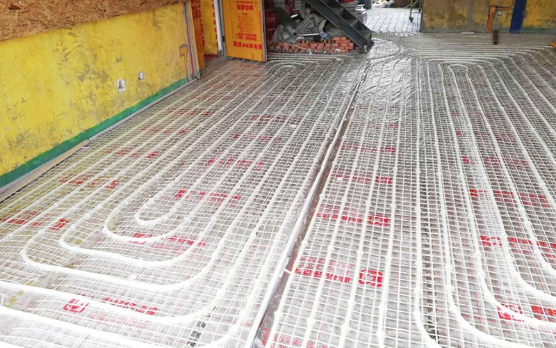 锦江东湖花园3-2-6-2地暖安装施工案例