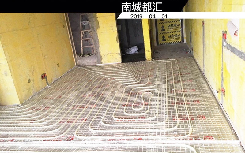 南城都汇6期1-13-4地暖安装施工