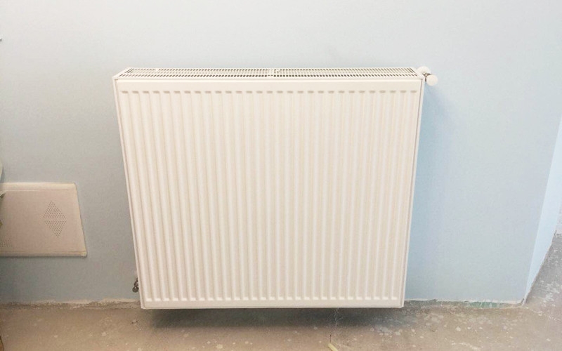 【南城都汇6期汇彩园18-502】意大利贝雷塔-暖气片安装施工案例