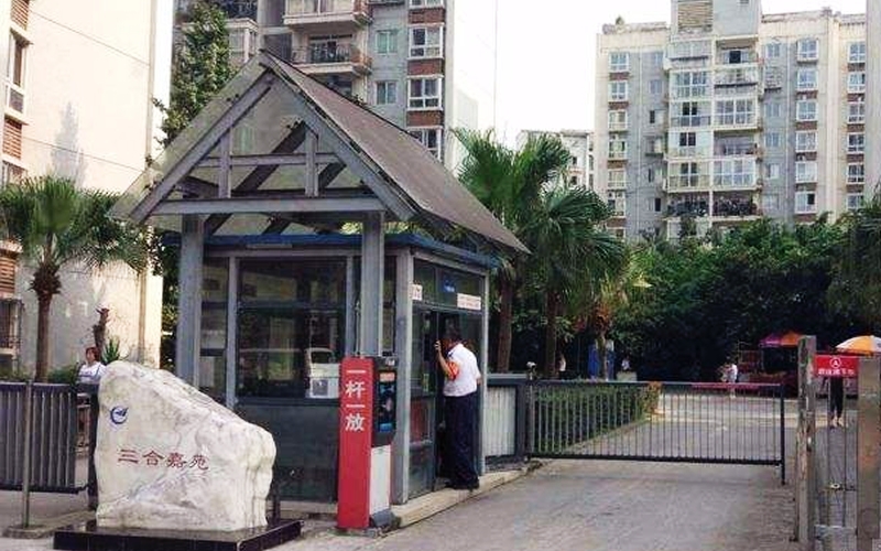 【三合嘉苑20-1-7**】德国威能明装暖气片安装施工