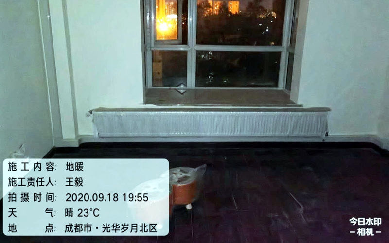 【齐力光华岁月3-2-815】德国威能明装暖气片安装施工