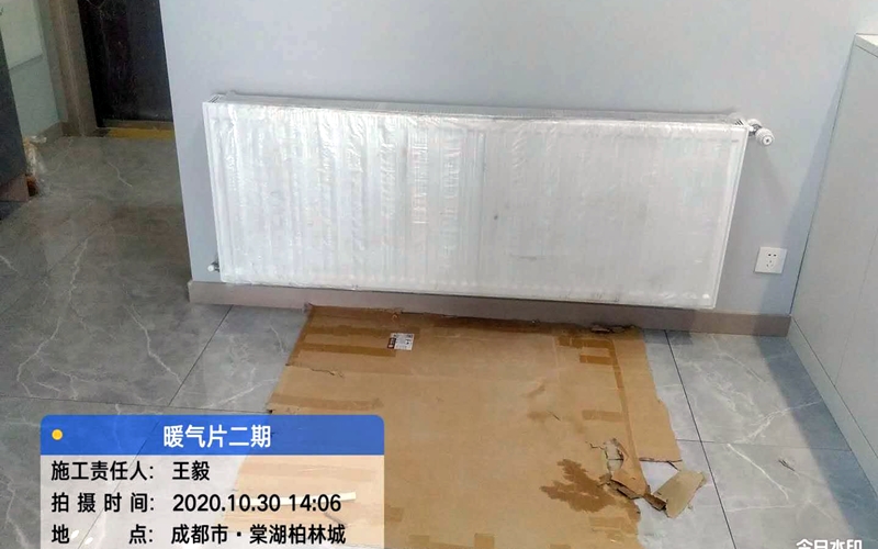 【棠湖泊林城19-2-2700】德国威能暗装暖气片安装施工