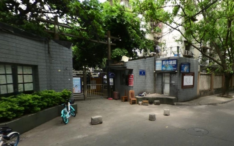 【翠兰苑1-1-6**】德国威能明装暖气片安装施工