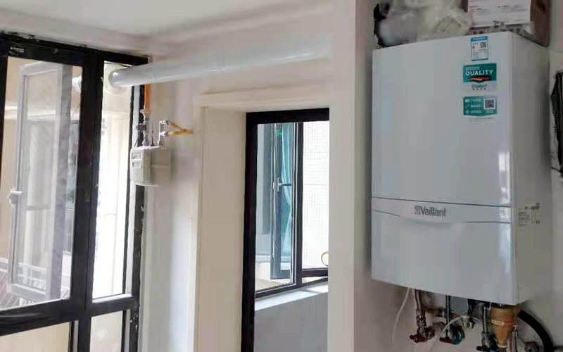 【南湖国际中心锦辉阁6-11--】德国威能地暖安装施工案例