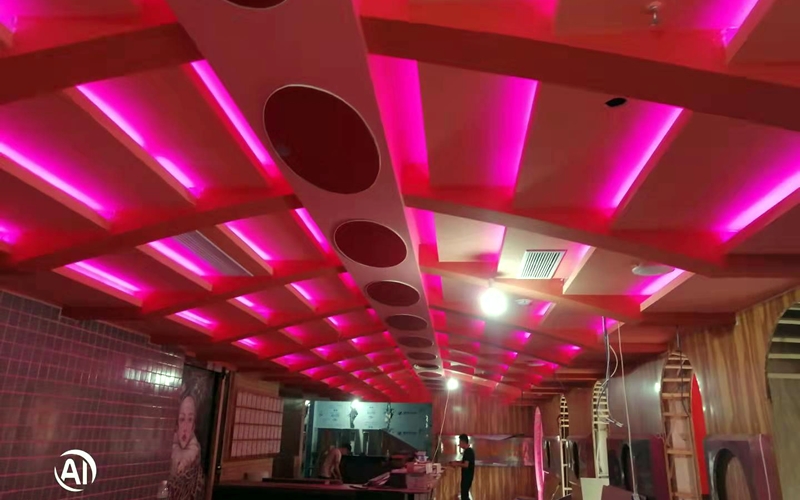 【俱乐部】中央空调风口安装