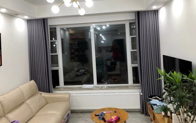 【汇融广场B区3-2-2505】意大利贝雷塔明装暖气片安装施工