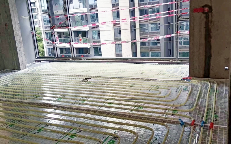 【南山御峰3-2-701】德国威能地暖安装施工案例