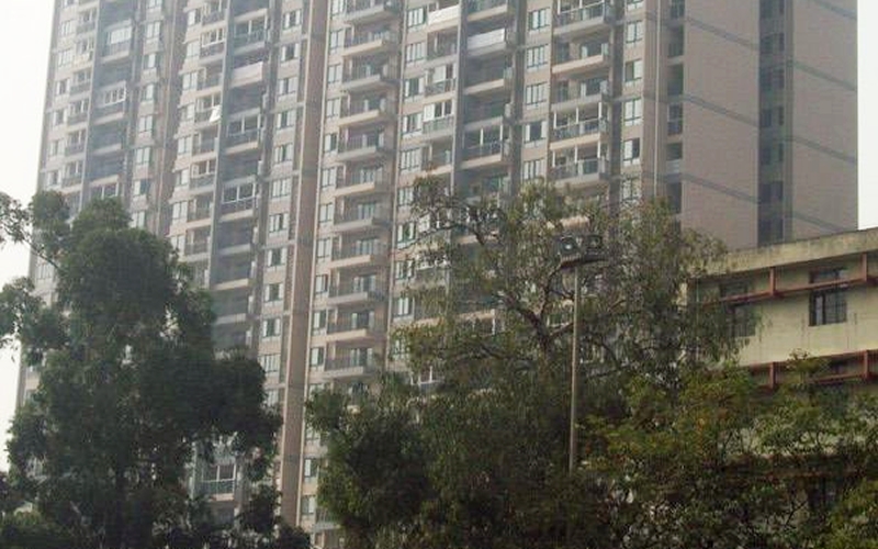 【教育学院教师公寓B栋1***】德国威能暗装暖气片安装施工