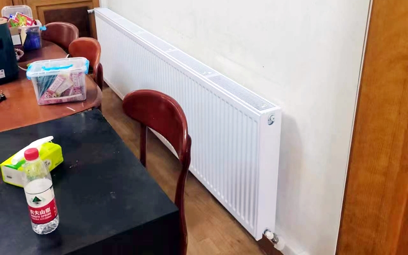 【新南路44-18号40-2-502】德国威能明装暖气片安装施工