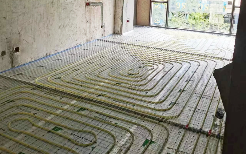 【十里风和一期8-2----】德国威能地暖安装施工案例