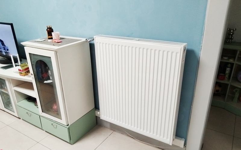 【陕西街忠孝巷4号4单元3楼3号】德国威能明装暖气片安装施工