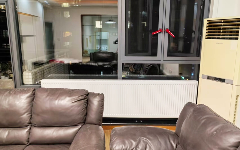 【罗浮世家二期5-2-1204】德国威能明装暖气片安装施工