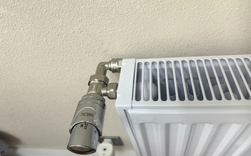 【水云花都北区10-1-x】威能明装暖气片