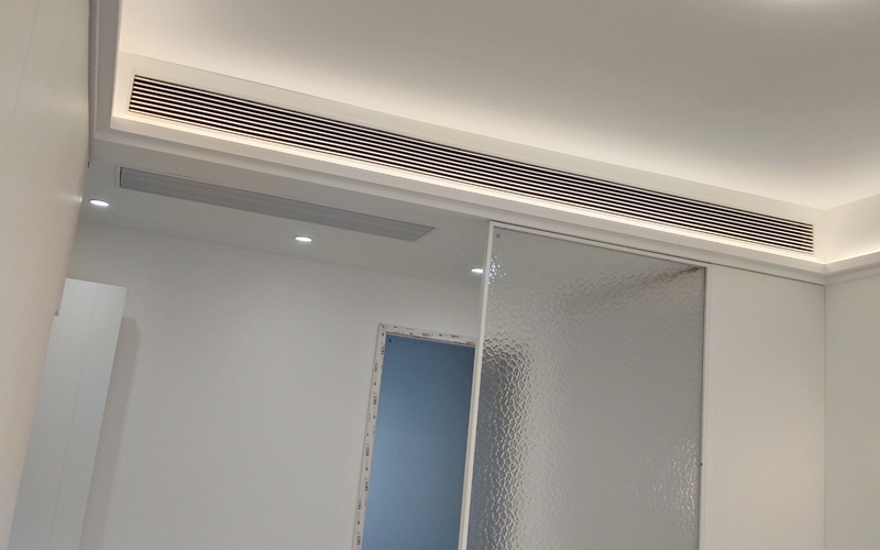 【人居九林语瀚岳阁2-2-1001】日立家用中央空调风口安装调试